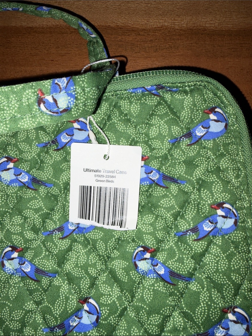 Vera Bradley | Green Bird Print Travel Case - Picture 2 of 5